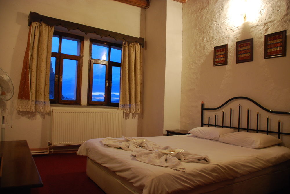 Unicorn Cave Hotel Göreme Kültér fotó
